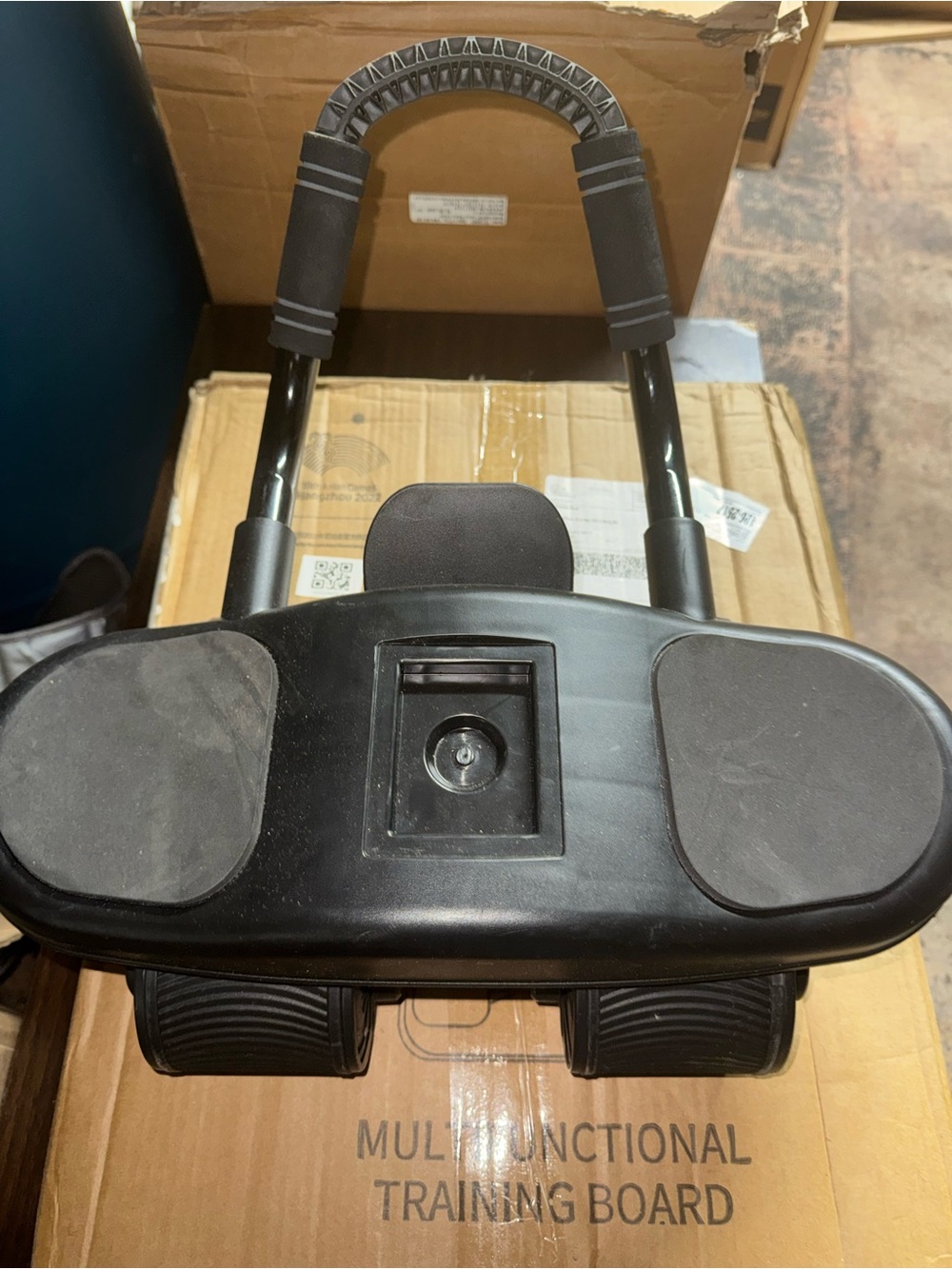 Black Ab Roller and Core Trainer - Picture 4 of 4